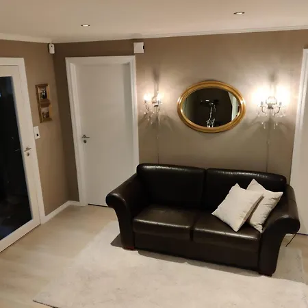 Nearby Bergen, Midtunlia 27d בית נופש