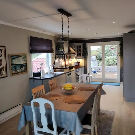 Nearby Bergen, Midtunlia 27d ברגן