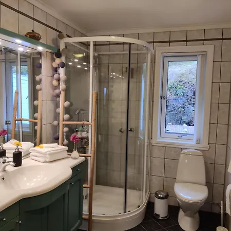 בית נופש Nearby Bergen, Midtunlia 27d